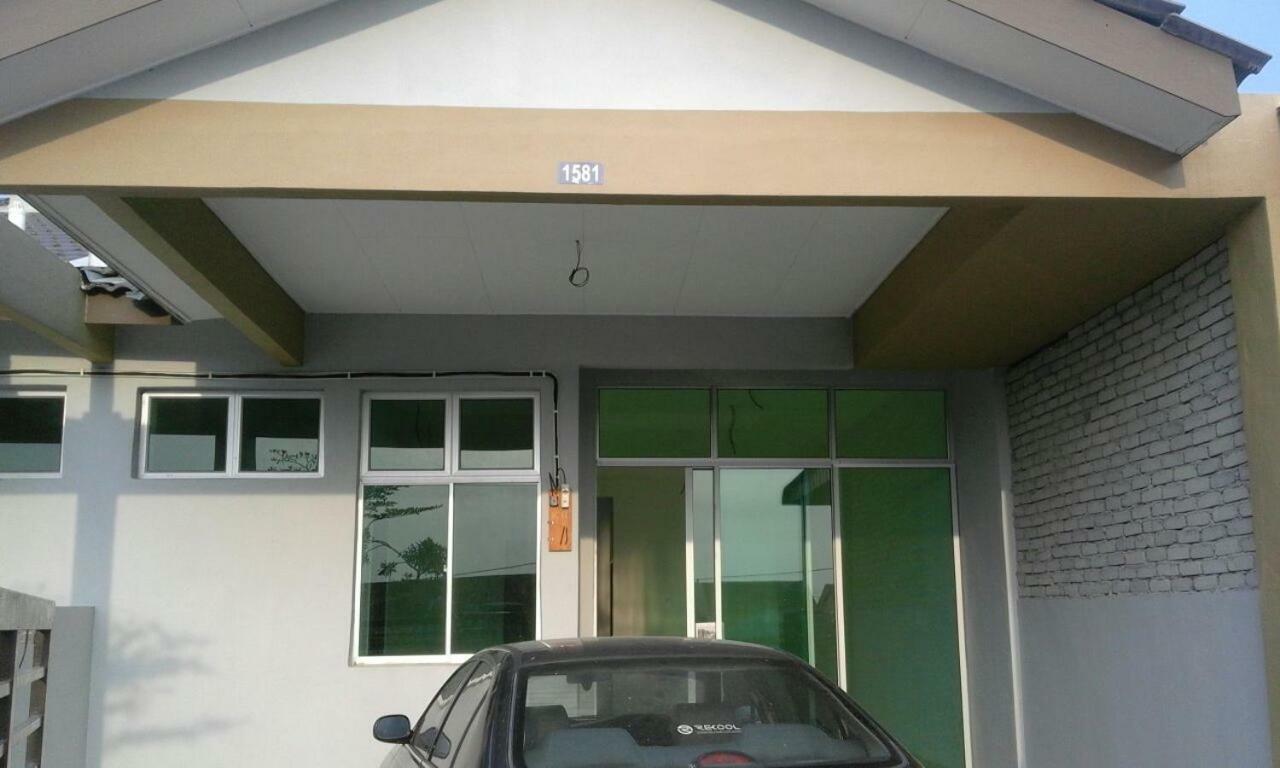 Wany Homestay & Guest House Sungai Petani Exterior foto